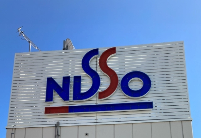 NISSO様のビル看板