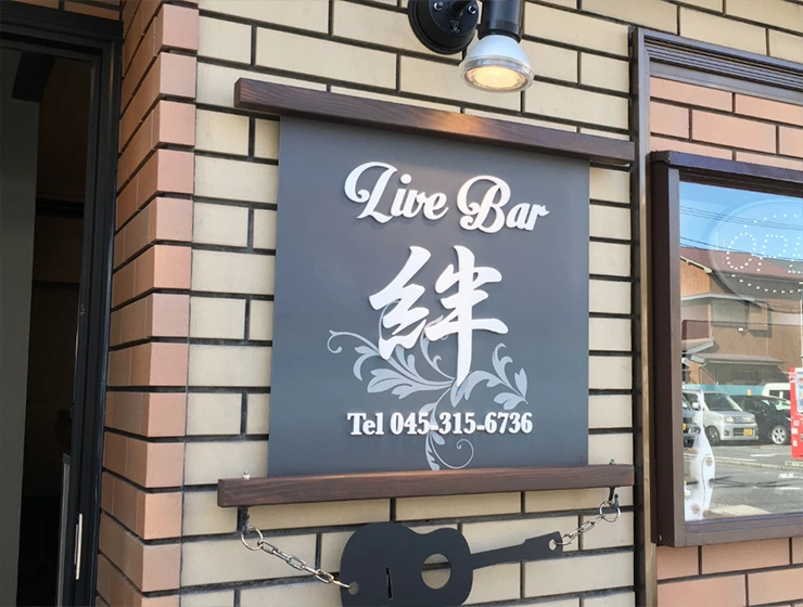 おしゃれなアイアンゲートのイメージ画像