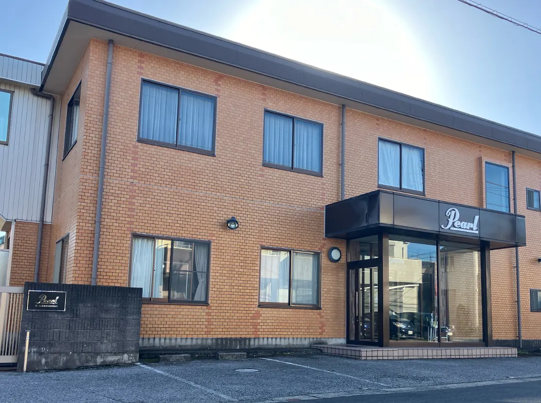 パール楽器製造株式会社様のファサード看板