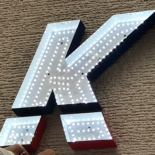 KYSプラザ様のLED看板設置点灯